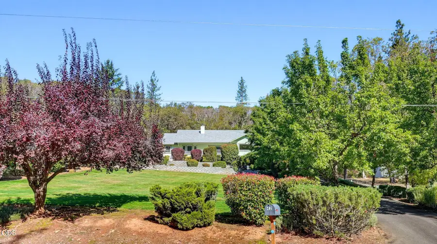 42 Tenney Drive, Rogue River, OR 97537 - #3