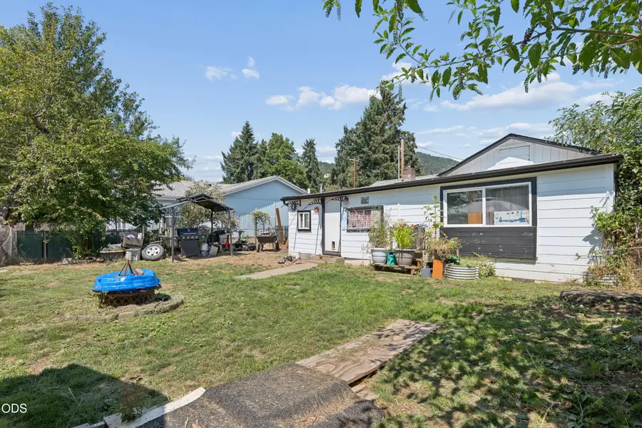 844 NE Johnson Street, Myrtle Creek, OR 97457 - #2