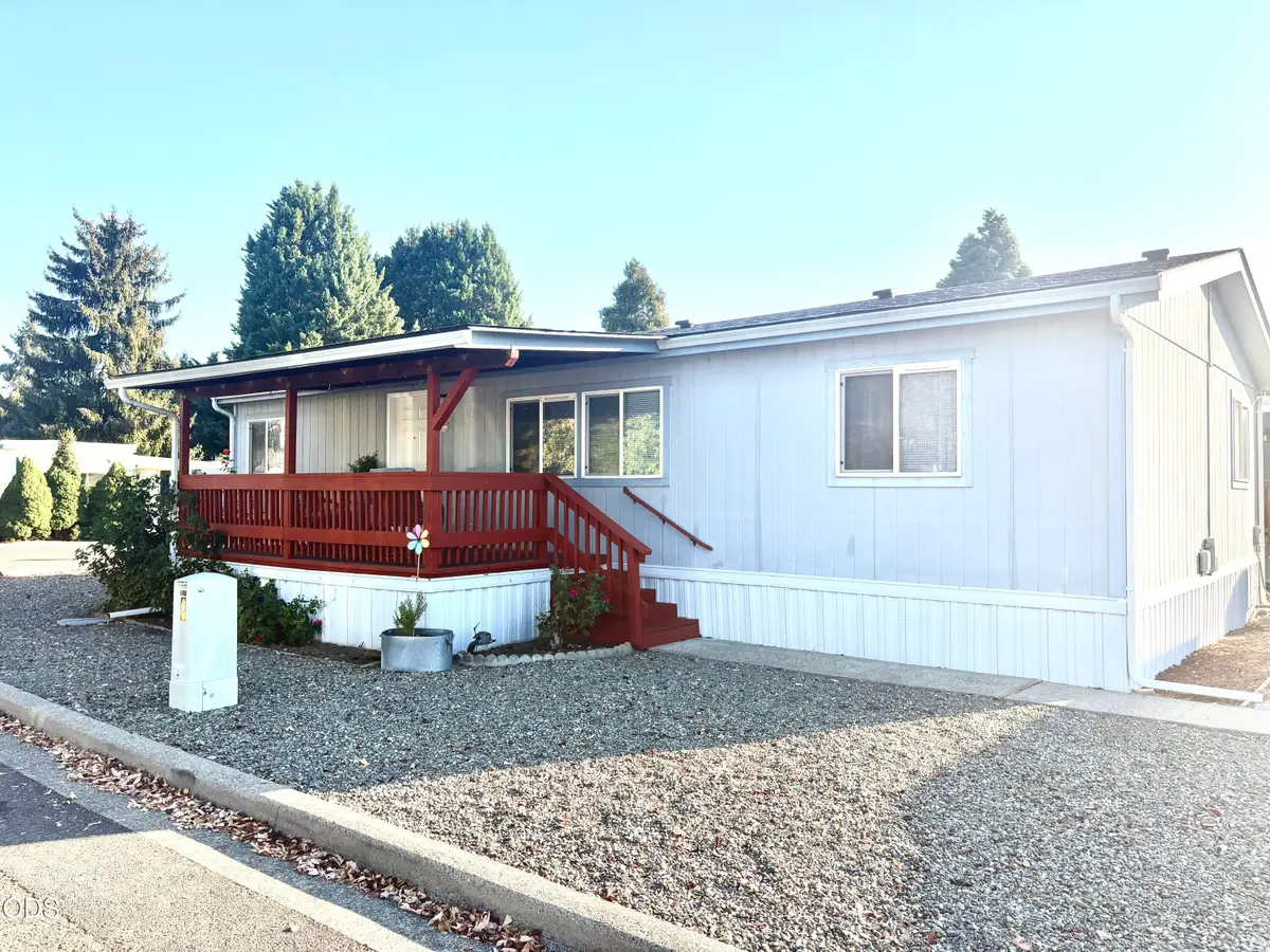 101 Orangewood Drive #M240061, Grants Pass, OR 97526 - #1
