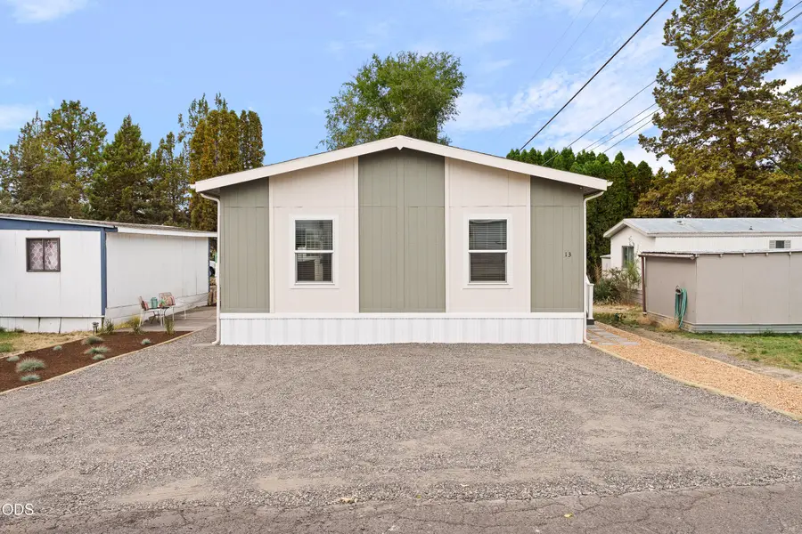 5063 S Highway 97 #13, Redmond, OR 97756 - #2