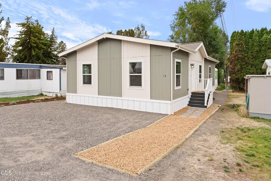 5063 S Highway 97 #13, Redmond, OR 97756 - #3