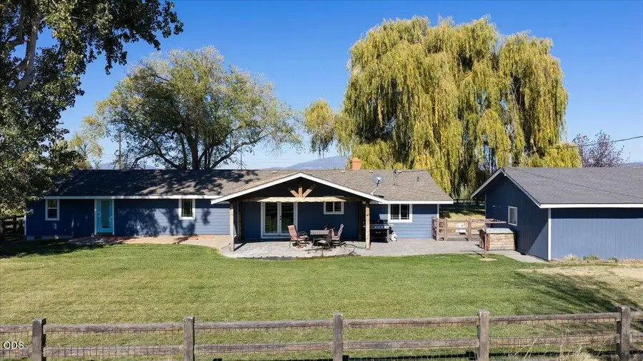 11288 SW Highway 126, Powell Butte, OR 97753 - #2
