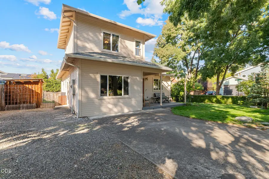 1323 Mill Pond Road, Ashland, OR 97520 - #3