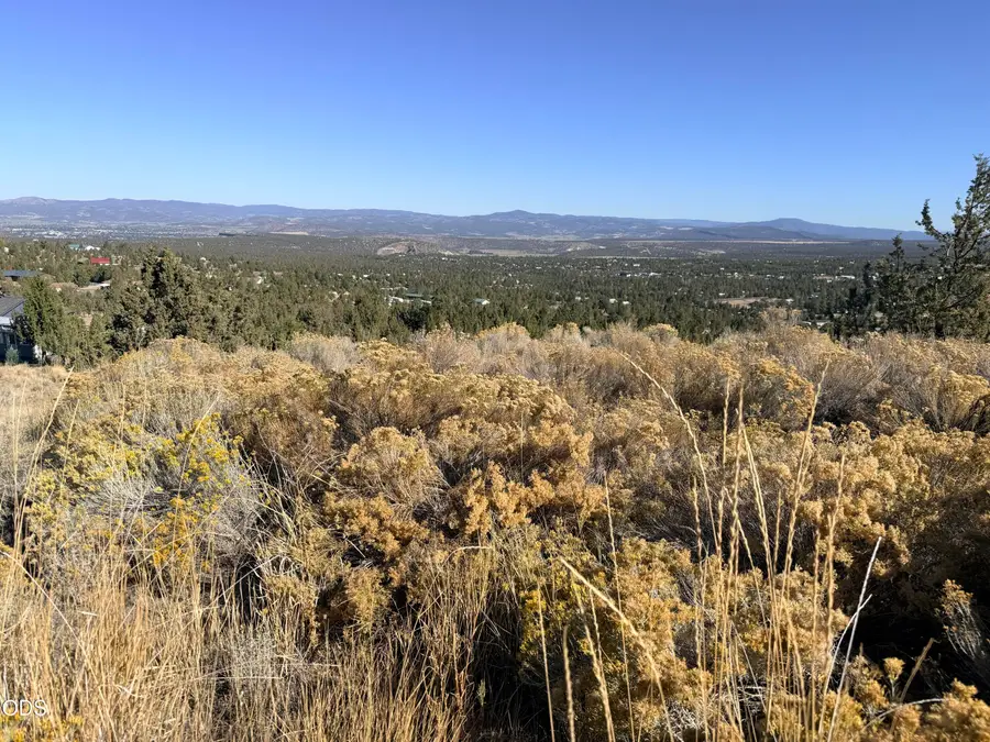 1000 SE Night Hawk Court, Prineville, OR 97754 - #2