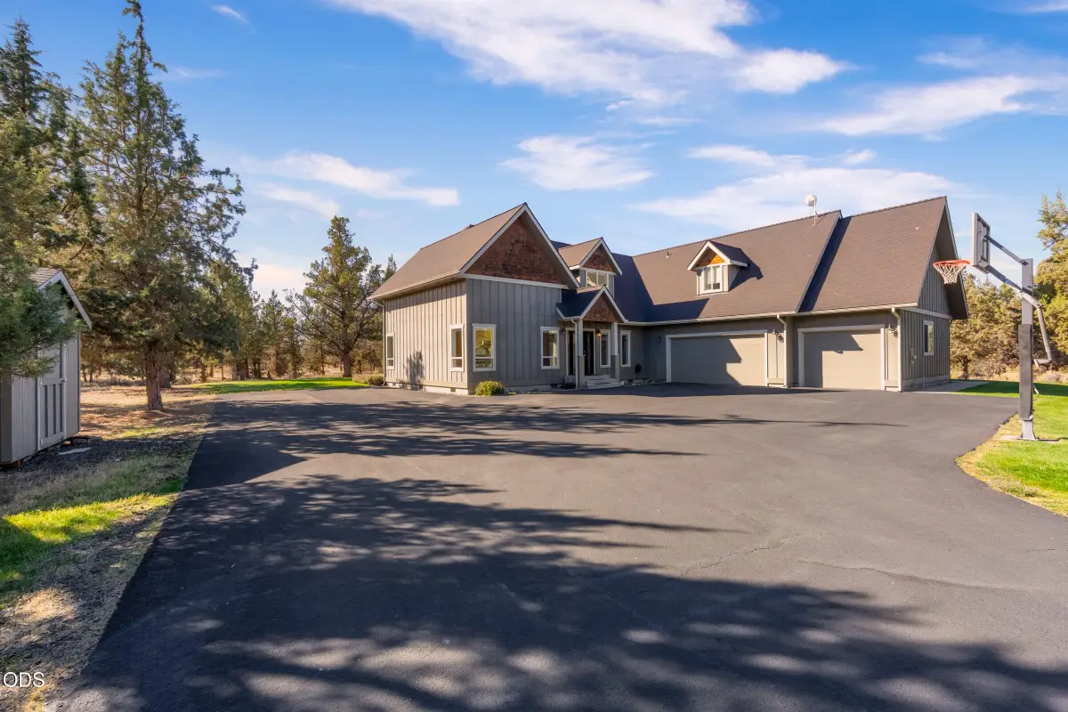3355 SW 53rd Court, Redmond, OR 97756 - #1