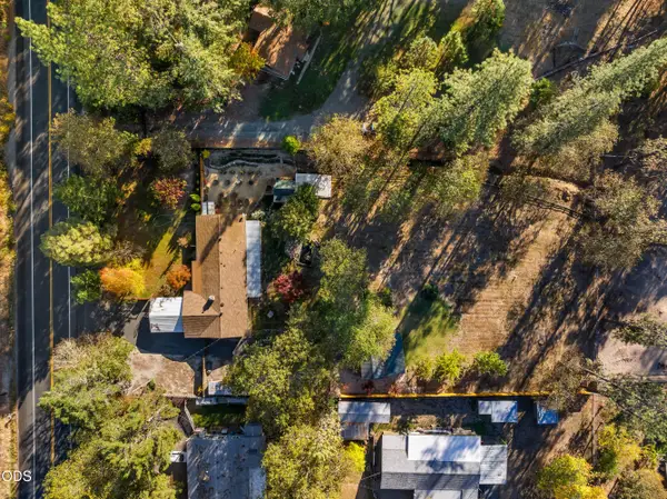 245 Stringer Gap Road, Grants Pass, OR 97527
