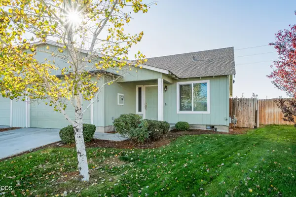 302 SE Leisek Way, Madras, OR 97741