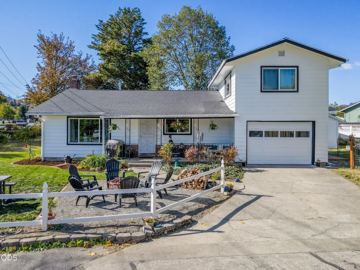 720 NW Morgan Lane, Grants Pass, OR 97526 - #1
