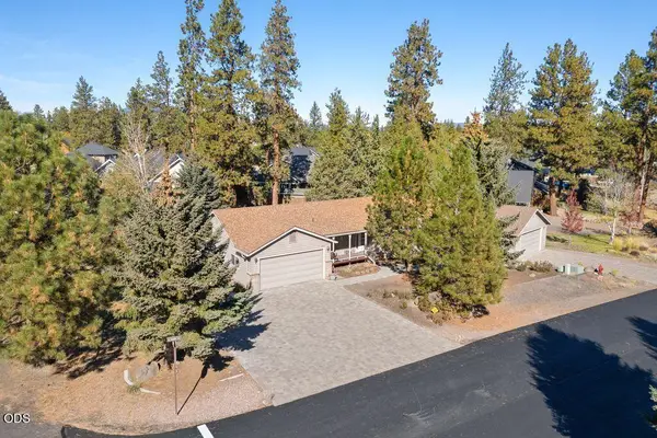 205 N Rope Place, Sisters, OR 97759