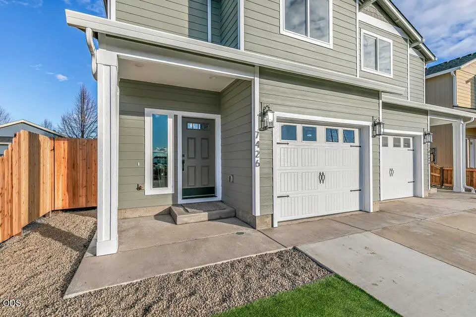 7422 Denman, White City, OR 97503 - #1