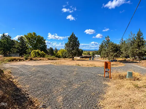 8530 NW 2nd Street, Terrebonne, OR 97760