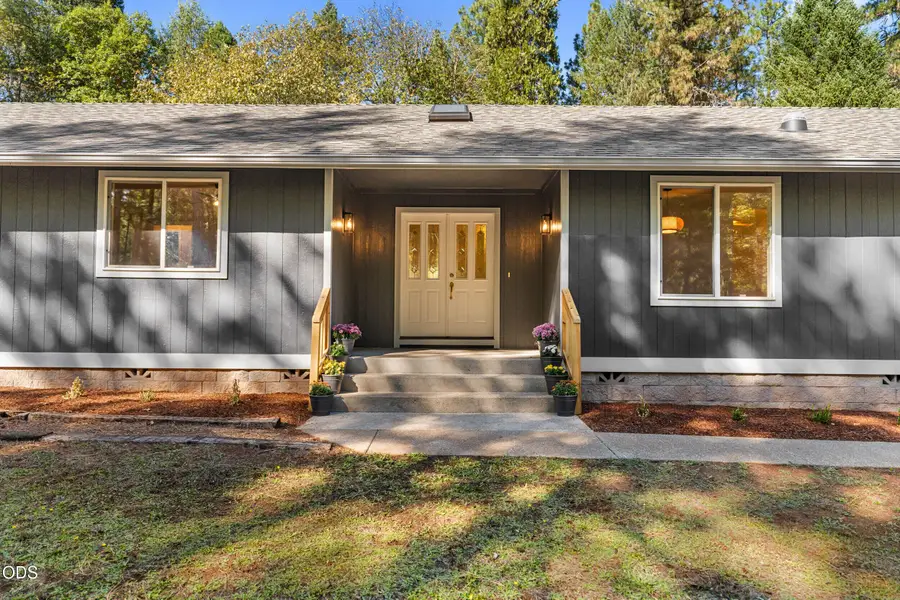 420 Sallsten Road, Grants Pass, OR 97527 - #2