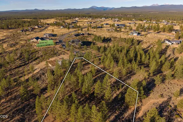 19151 Horizon View Drive, Bend, OR 97703