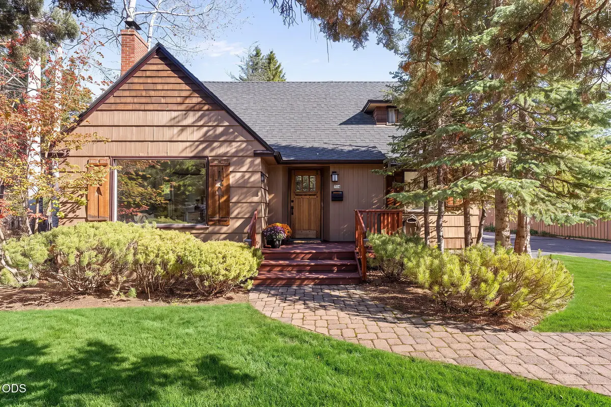 714 NE 10th Street, Bend, OR 97701 - #1