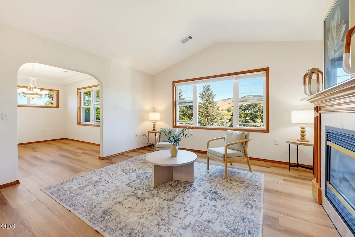 845 Pavilion Place, Ashland, OR 97520 - #1
