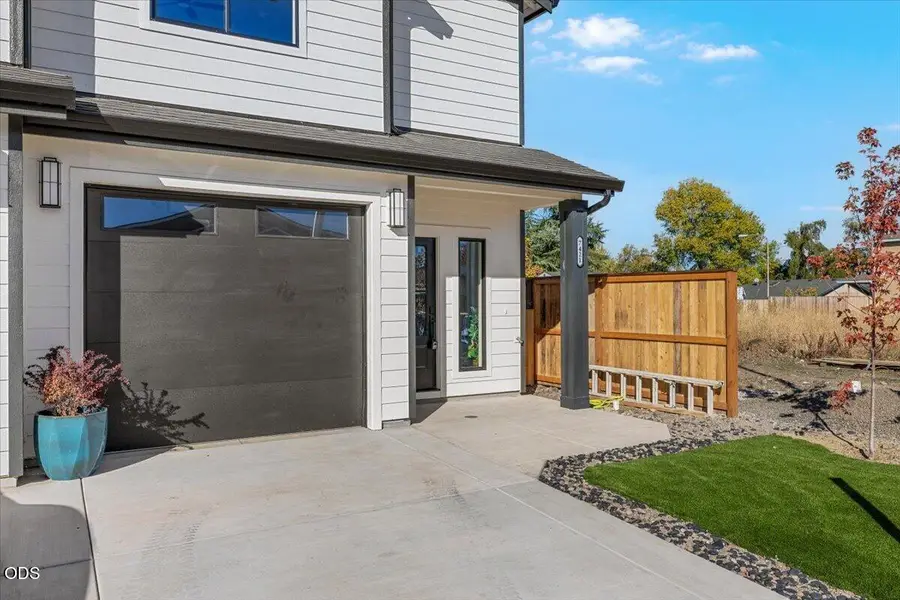 7421 Denman Court, White City, OR 97503 - #2