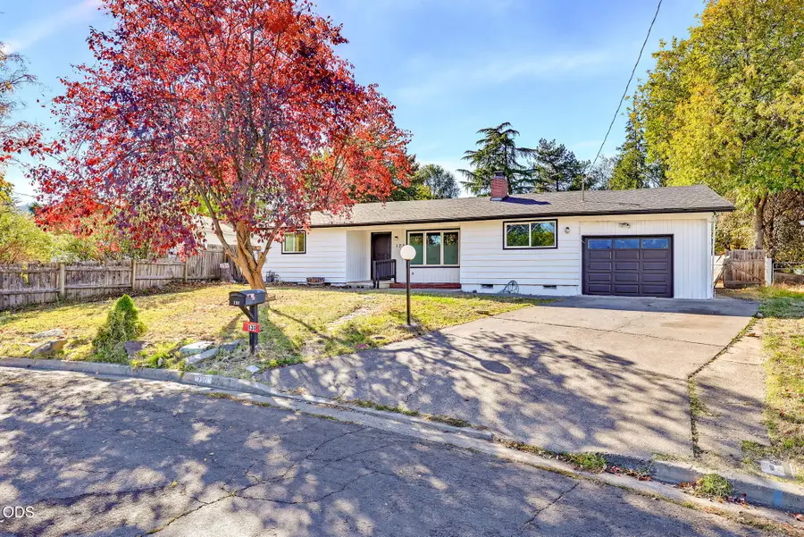 130 Sharon Drive, Phoenix, OR 97535 - #3