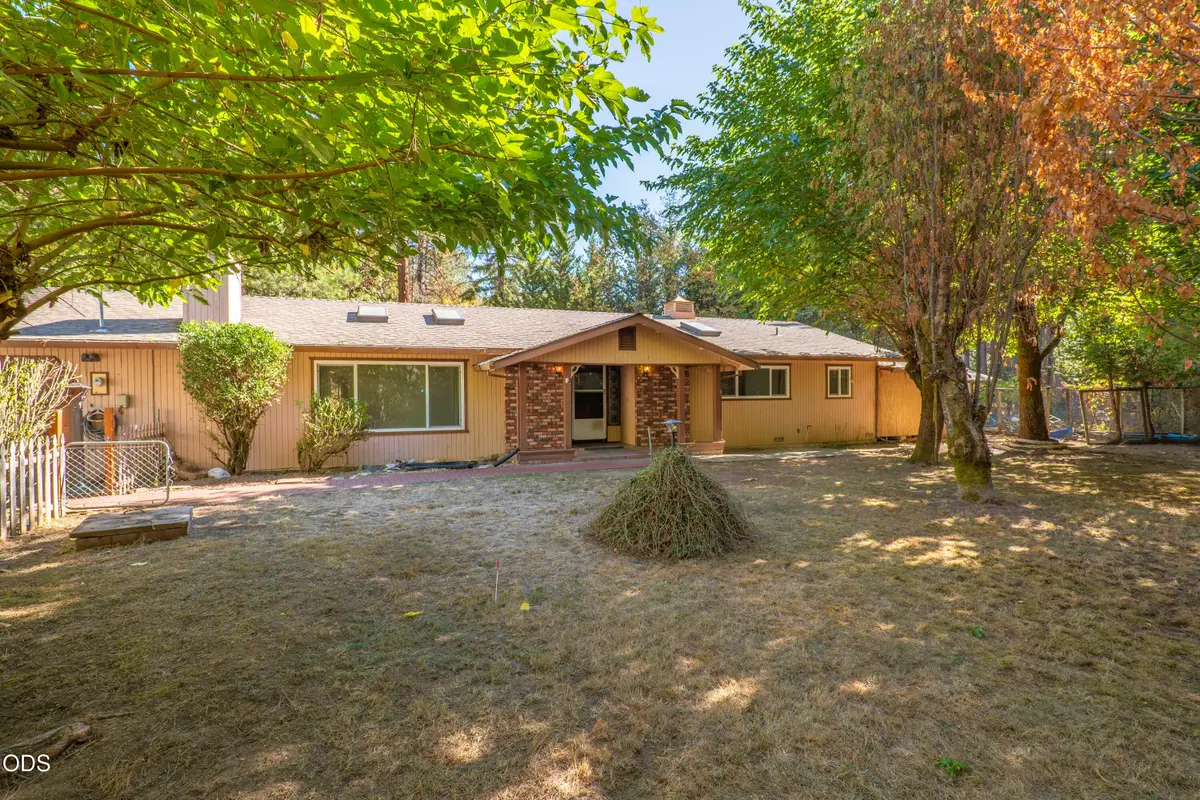 110 White Fir Drive, Grants Pass, OR 97526 - #1
