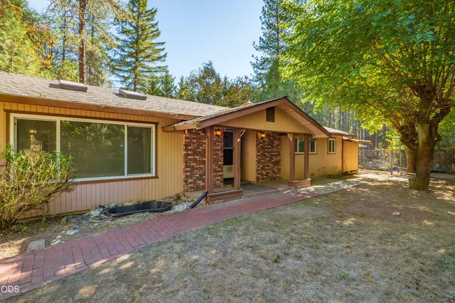 110 White Fir Drive, Grants Pass, OR 97526 - #3