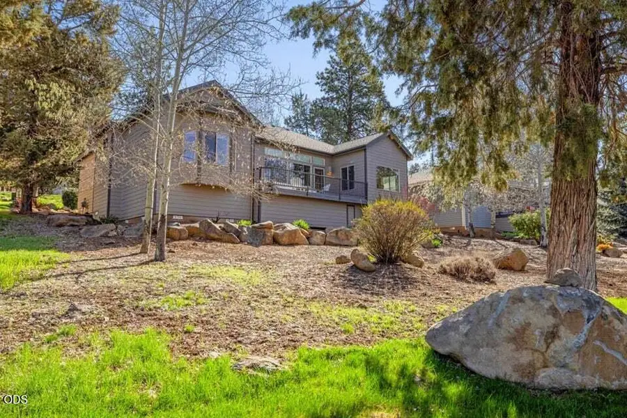 4934 Horned Lark Drive, Klamath Falls, OR 97601 - #2