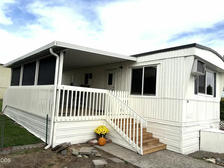 2325 NW Highland Avenue #16, Grants Pass, OR 97526 - #2