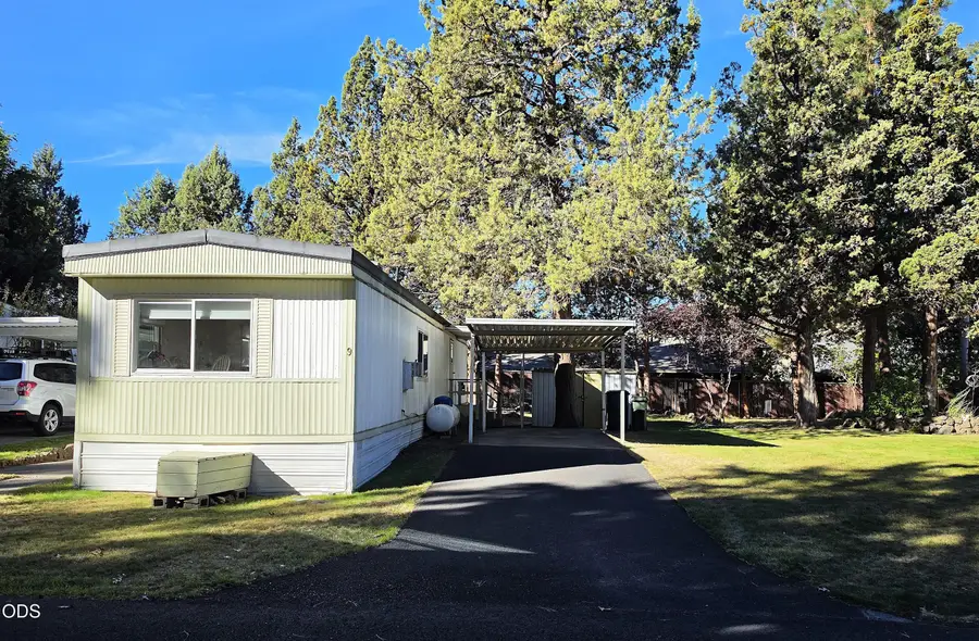 2200 NE Highway 20 #UNIT 9, Bend, OR 97701 - #2