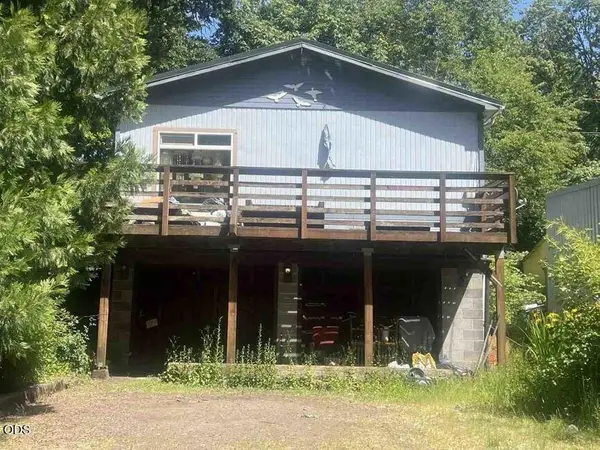 72694 Blakely Street, Rainier, OR 97048