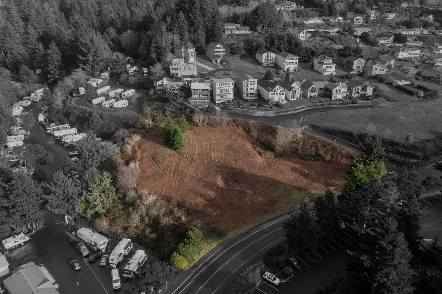 1005 SE Bay Bl, Newport, OR 97365 - #3