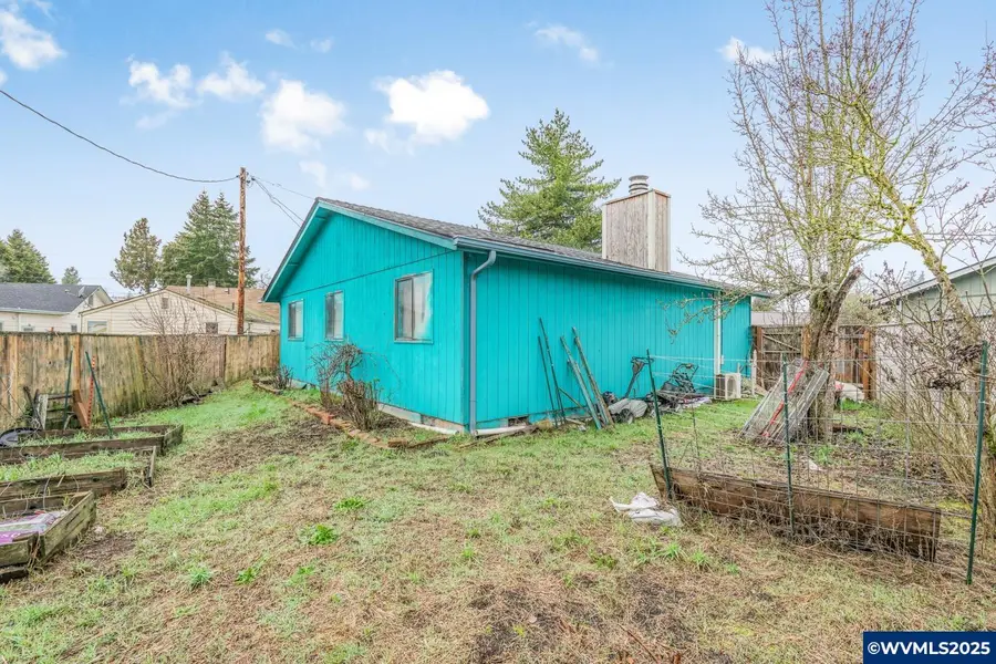 219  17th St, Springfield, OR 97477 - Image #2