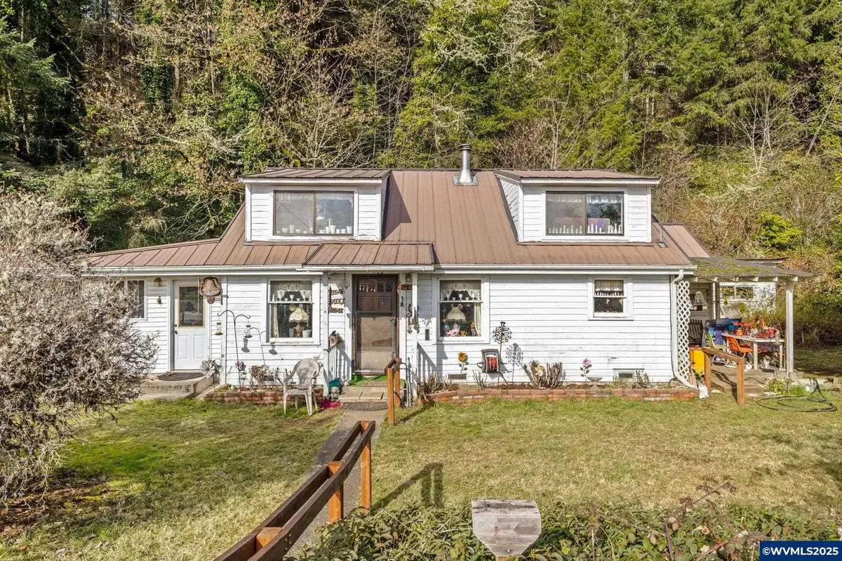 42307 N River Dr, Sweet Home, OR 97386 - Image #1