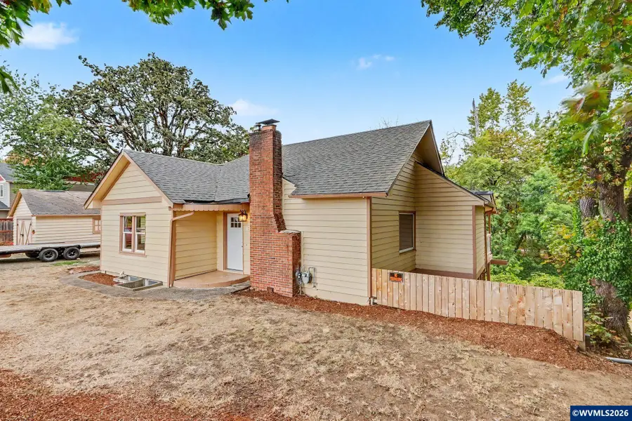 1080 SE Miller Av, Dallas, OR 97338 - #2