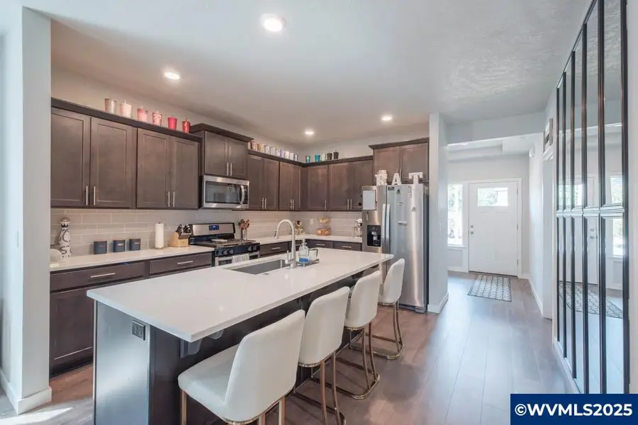 1438  45th Av, Sweet Home, OR 97386 - Image #2