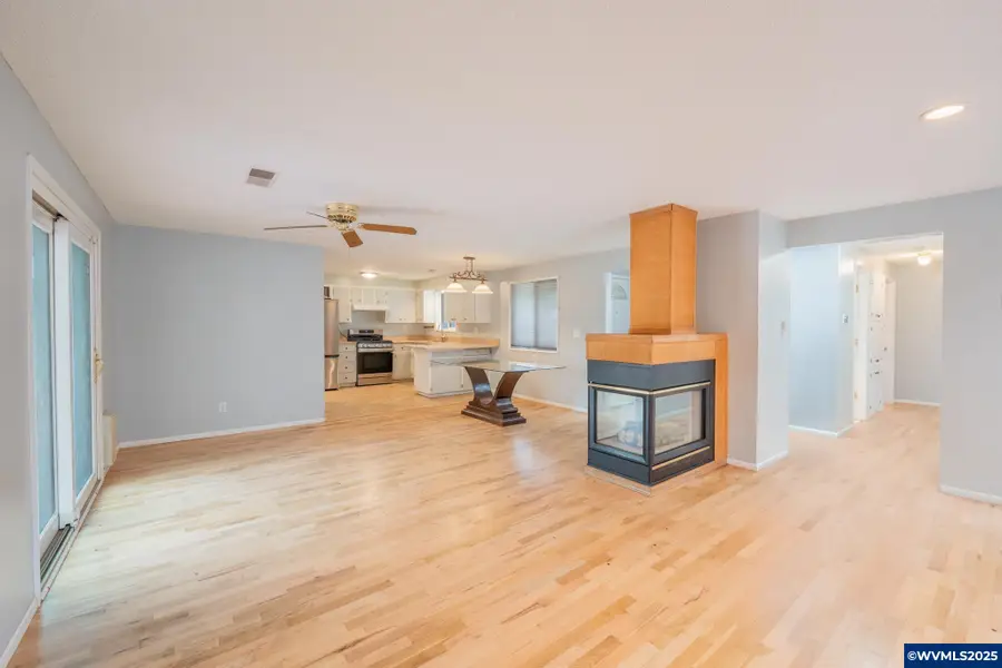 446  44th Av, Salem, OR 97317 - Image #2