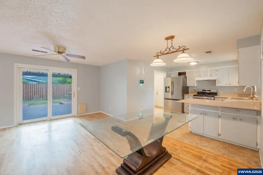 446  44th Av, Salem, OR 97317 - Image #3