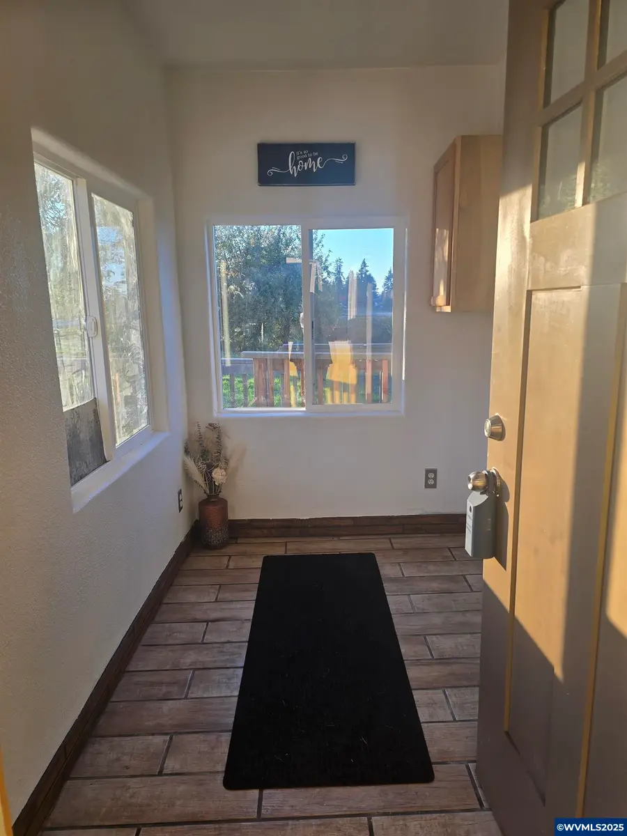 1495  Cascade Dr, Lebanon, OR 97355 - #3