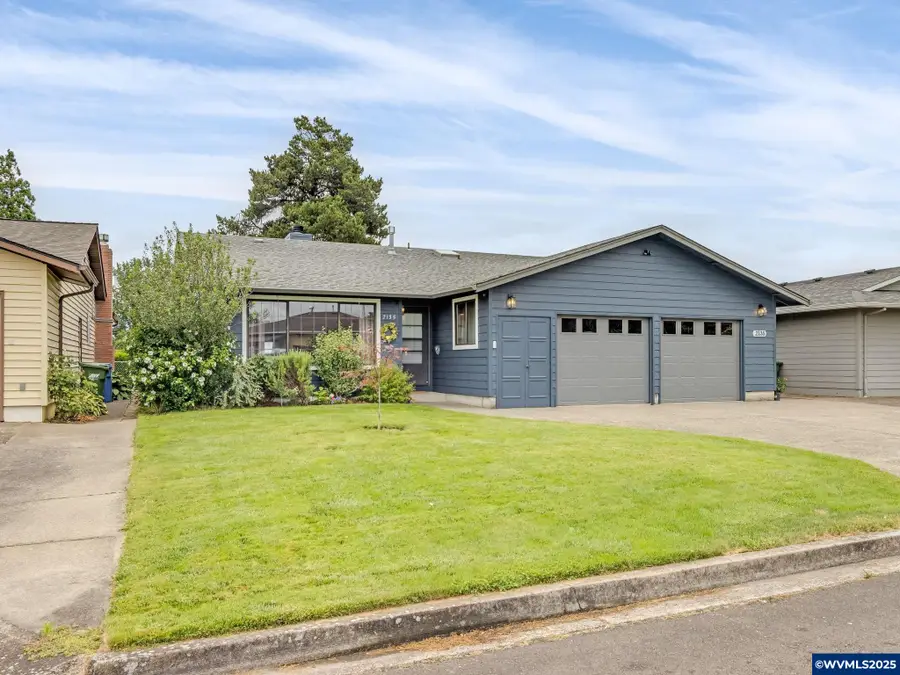 2135  COUNTRY CLUB Ter, Woodburn, OR 97071 - Image #3