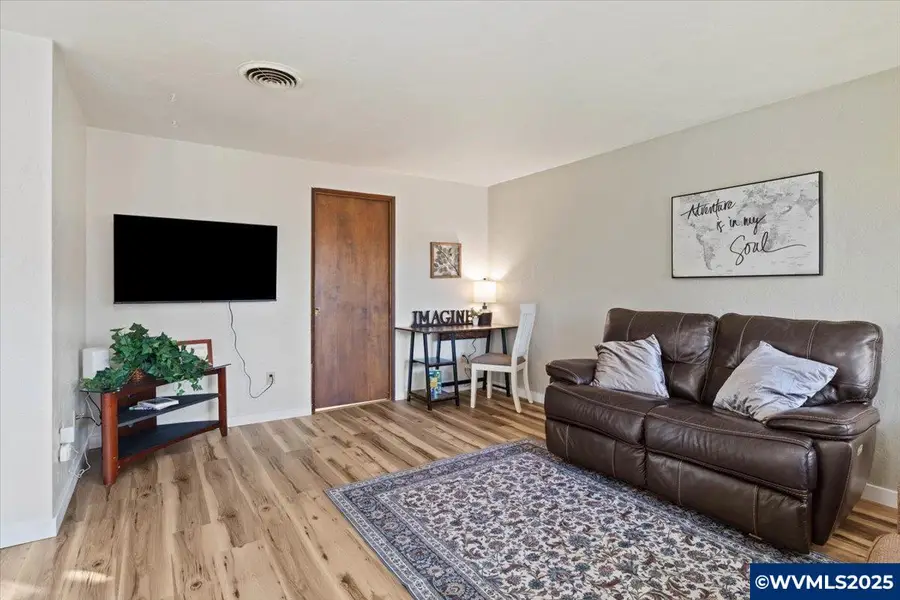 2801  Raleigh - 2803 Ct SE, Albany, OR 97322 - Image #3