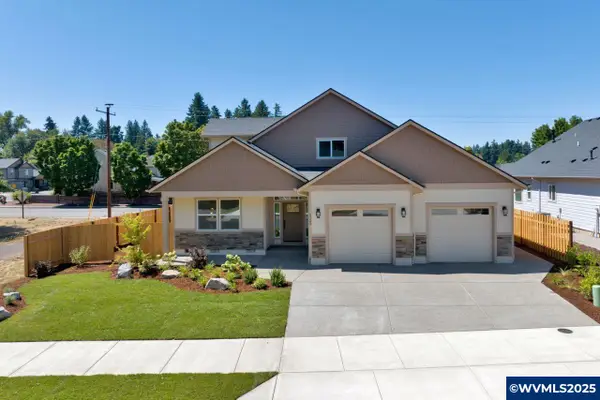 2125 NE Spitz Rd, Canby, OR 97013