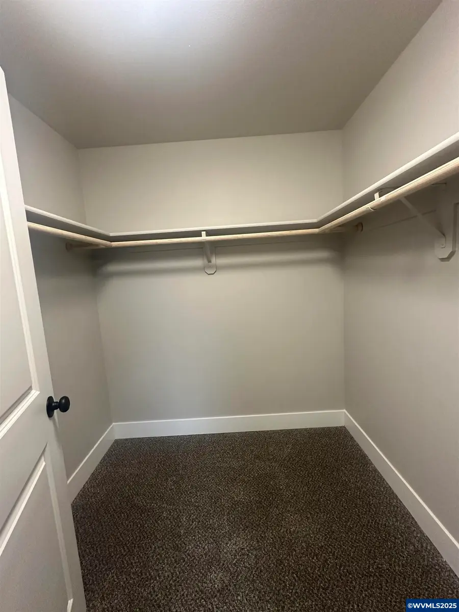 1033 S 6th St, Independence, OR 97351 - Image #3