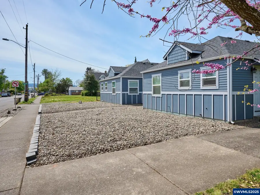 178 S Main St St, Lebanon, OR 97355 - Image #2