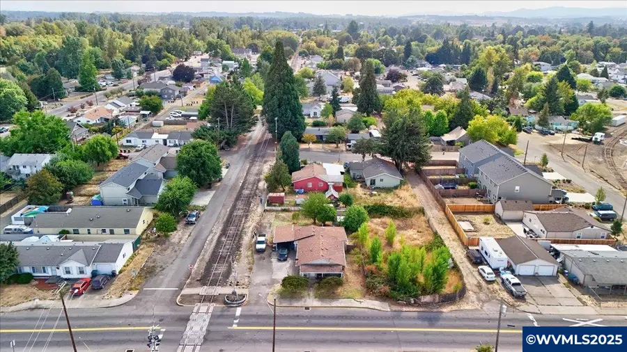 215  Polk St, Independence, OR 97351 - Image #3