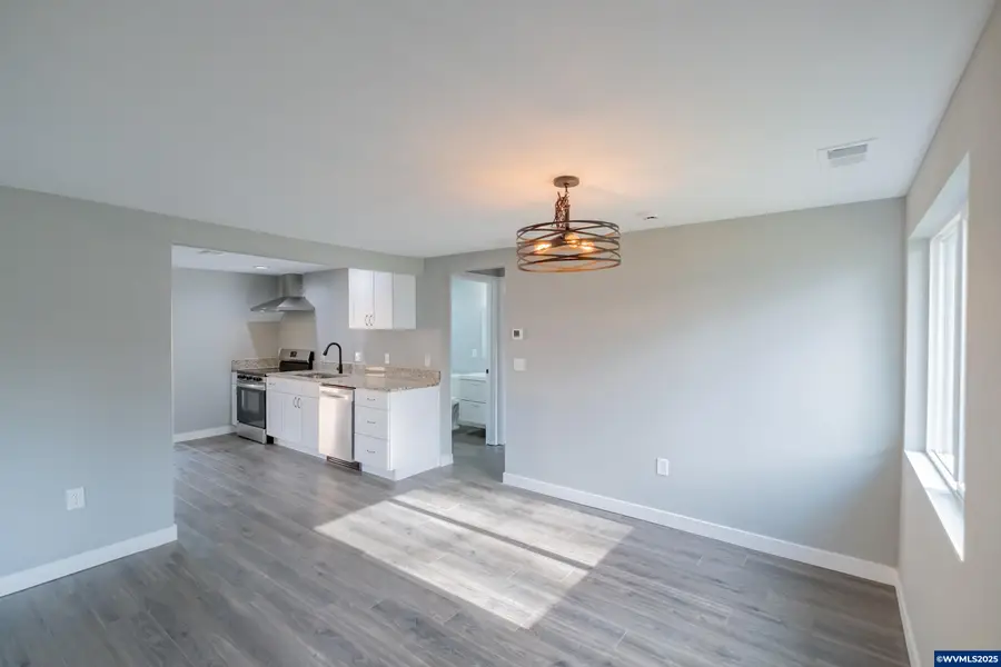 995  Fairview Av SE, Salem, OR 97302 - Image #3