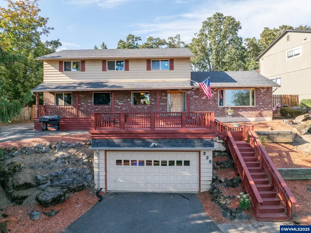 330  Patricia Dr, Gladstone, OR 97027 - Image #1