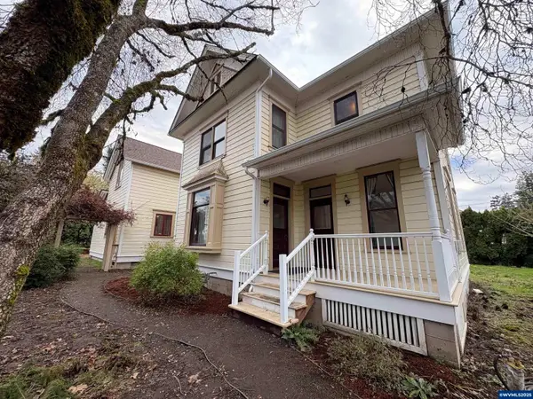 430 W Water St, Stayton, OR 97383