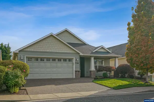 736 SE St Andrews Ln, Dallas, OR 97338