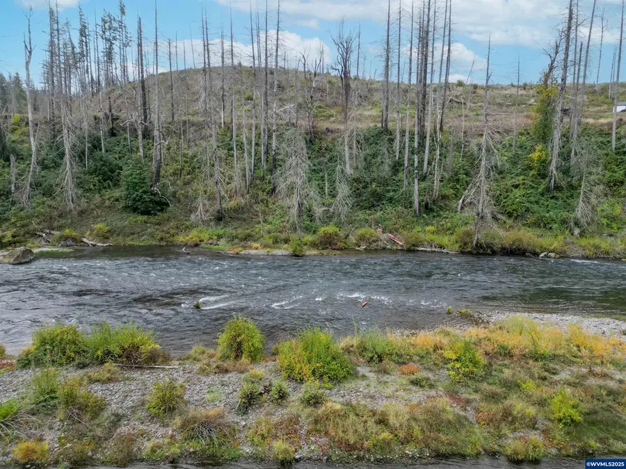 35220  North Santiam Hwy SE, Gates, OR 97346 - Image #2