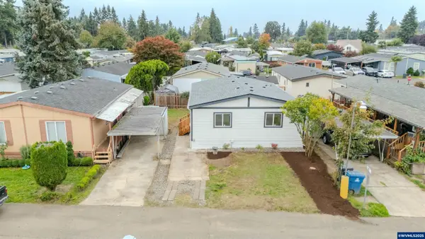 3370  Maple St, Hubbard, OR 97032