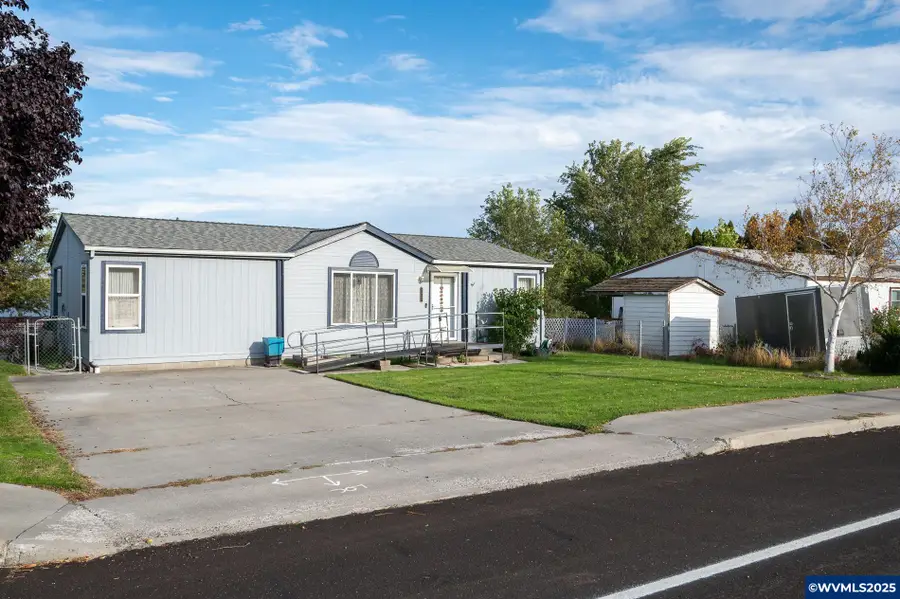 2957 W 10th St, The Dalles, OR 97058 - Image #2