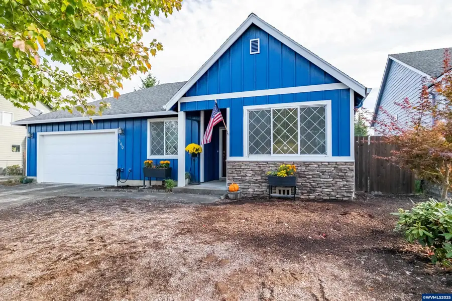 540  Lavender St, Silverton, OR 97381 - Image #2