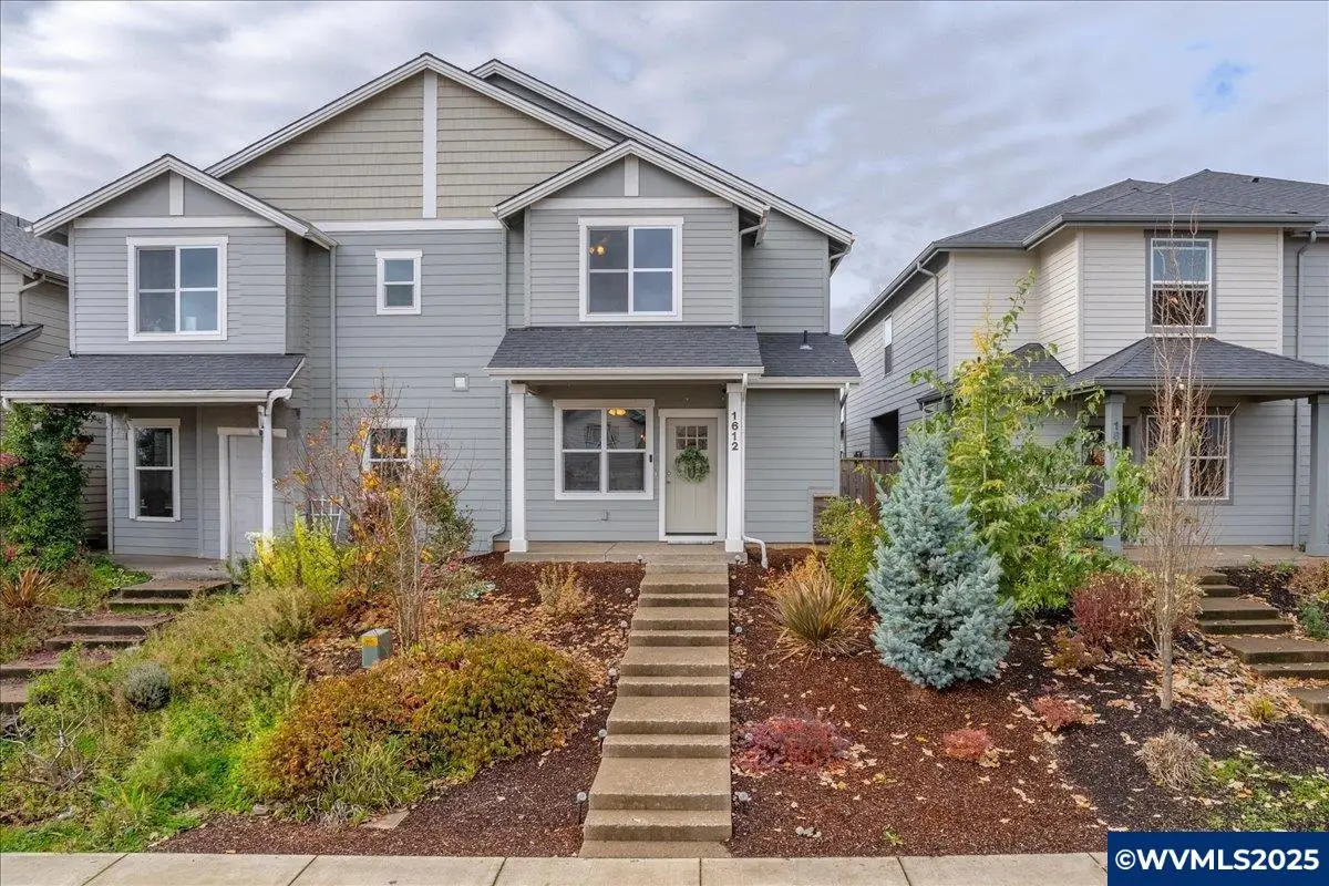 1612 SE Barberry Av, Dallas, OR 97338 - Image #1